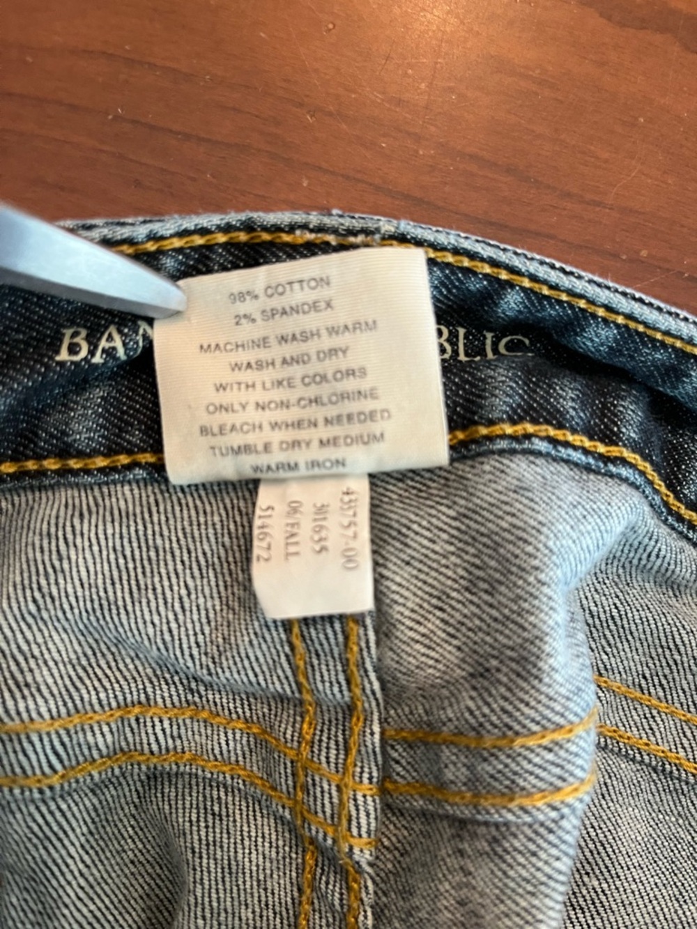 Banana Republic Boot Cut Jeans Stretch Women’s Size 4 - Picture 5 of 13